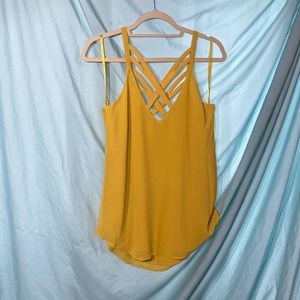 Size M yellow tank
